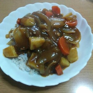 「このカレー何！？」と驚かれるカレーライス